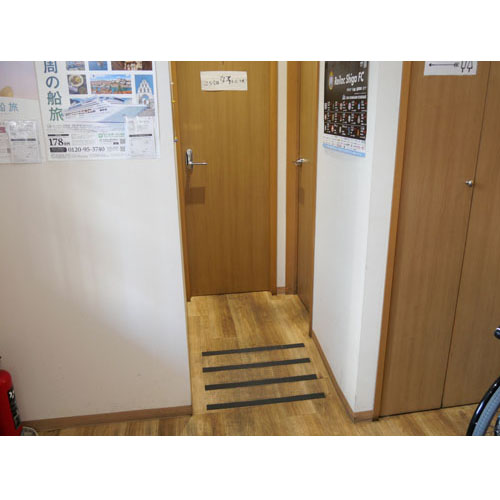 <h5>◇草津居酒屋 あとりの写真：</h5><br />
                          《店舗の様子》<br />
                      <h5>☆　画面両端の矢印（←　→）ボタンで、次の写真に移動し、右上の×ボタンで、元のページにもどります。
                      </h5>